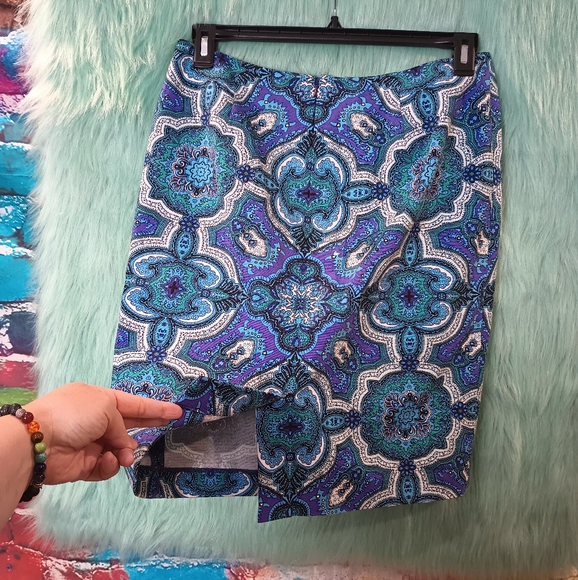 Talbots Petites Blue White and Purple Pattern Skirt Size 10p - Picture 7 of 8